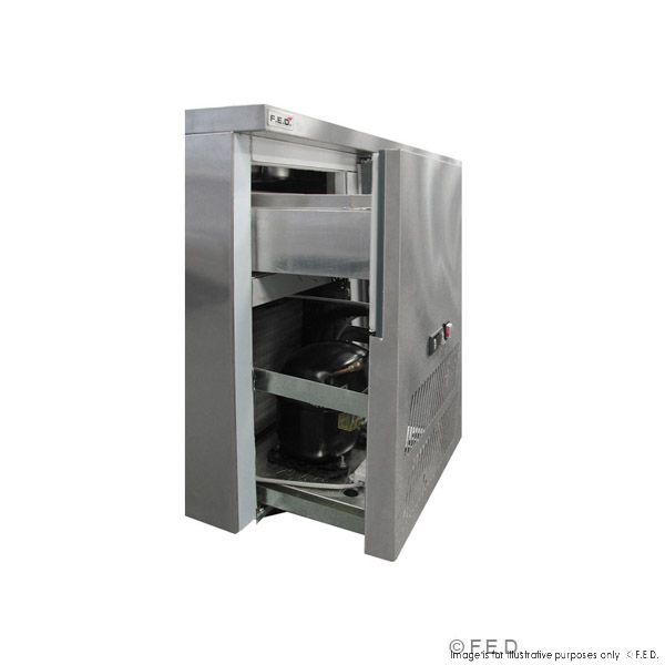SCB/21 three door DELUXE Sandwich Bar